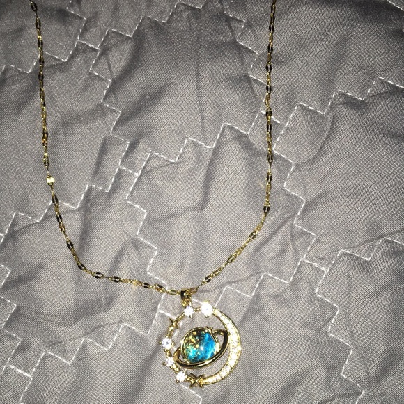 Planet Saturn orbiting the moon necklace - Picture 3 of 4